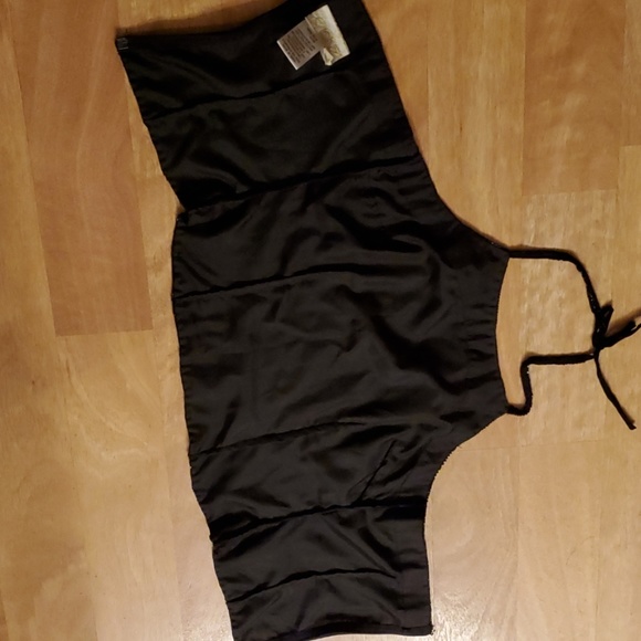 Cache 100% silk. Polyester lining. - Picture 6 of 7